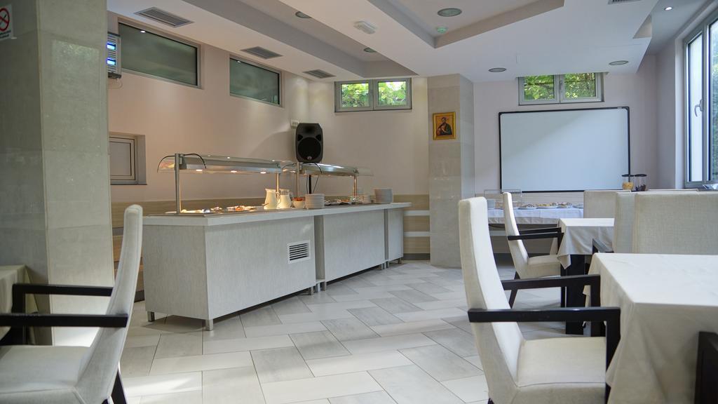M-Club Hotel Budva Extérieur photo